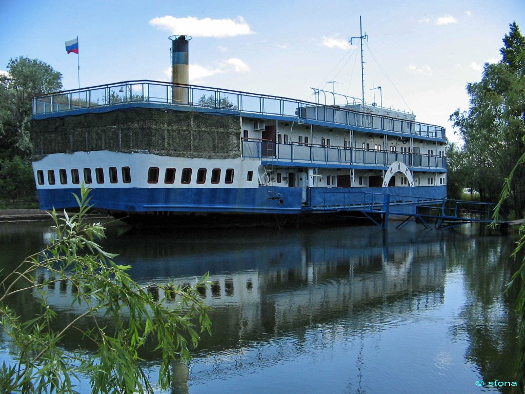 Ship-Hotel-Restaurant "Sadko". Toliatti.