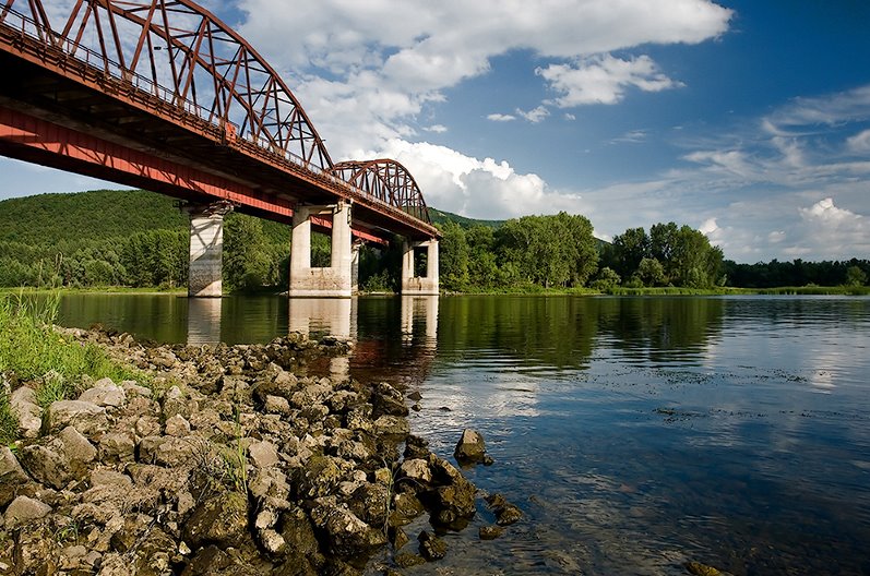 Автомобильный мост на Красной Глинке в Самаре устье реки Сок (The automobile bridge on Red Glinka, Samara, the Russian Federation, a mouth of the river SOK)