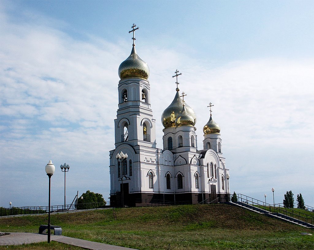 Храм в п. Алексеевка