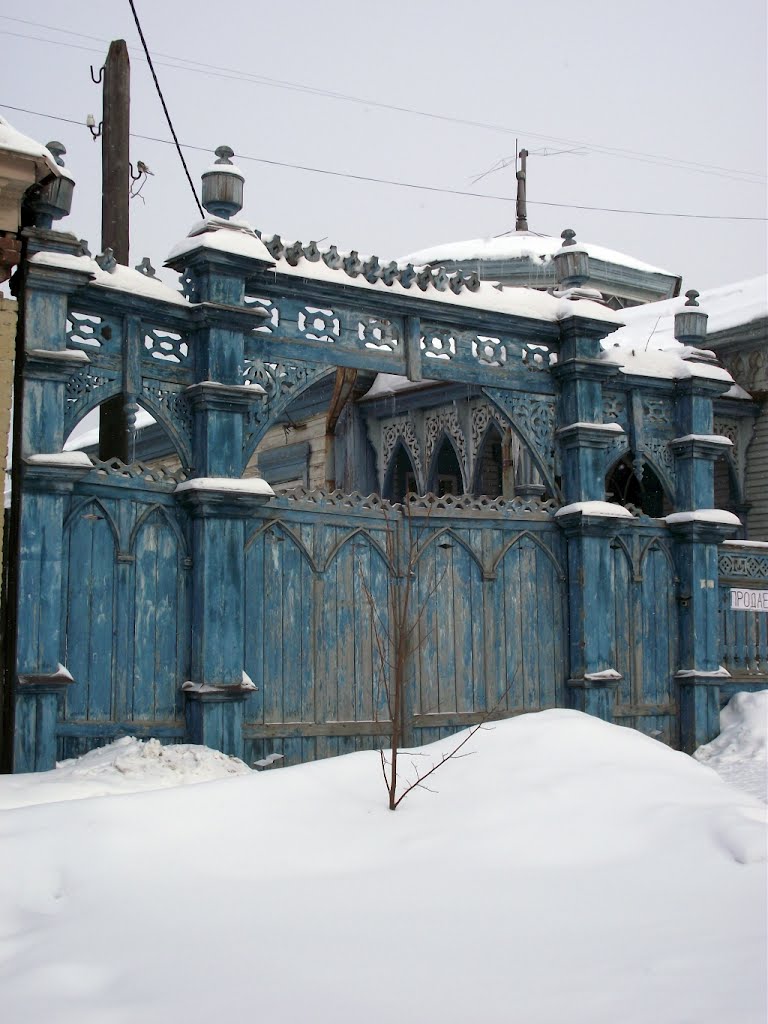 Резные ворота
