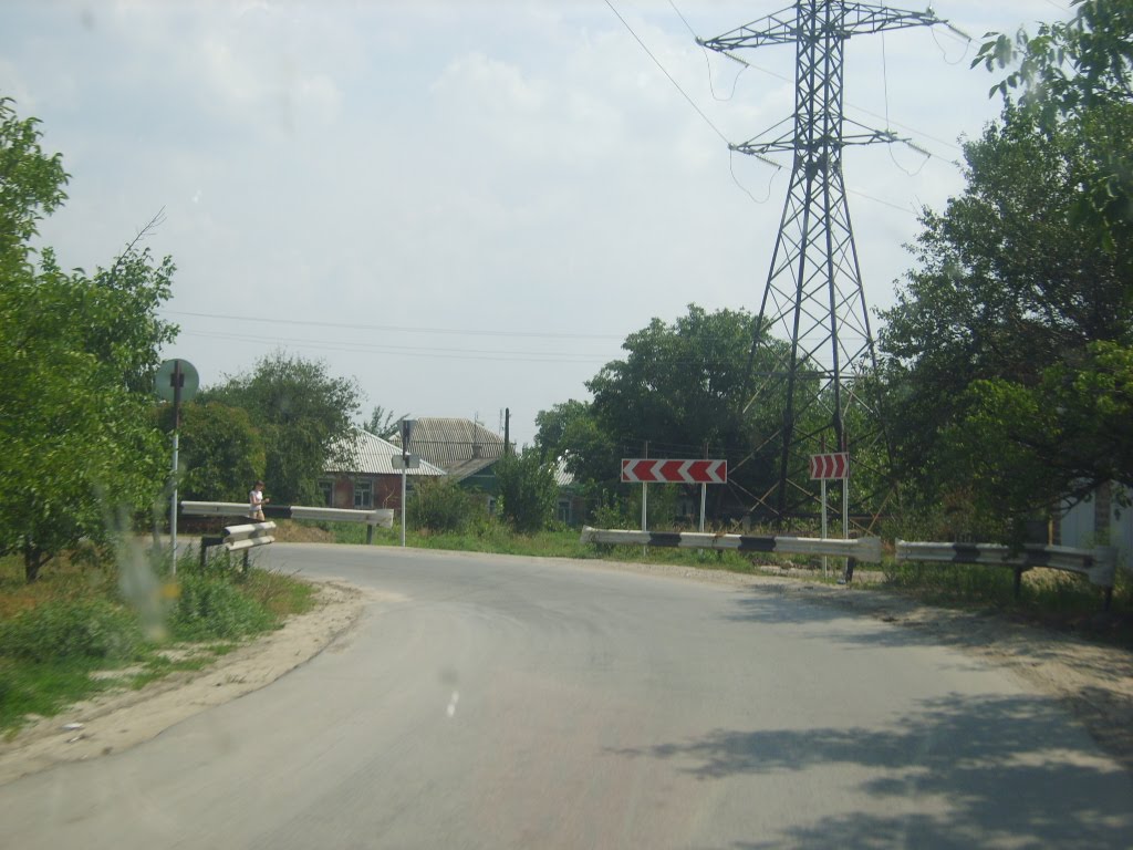 Поворот на ул. Луначарского. 31/07/2008.