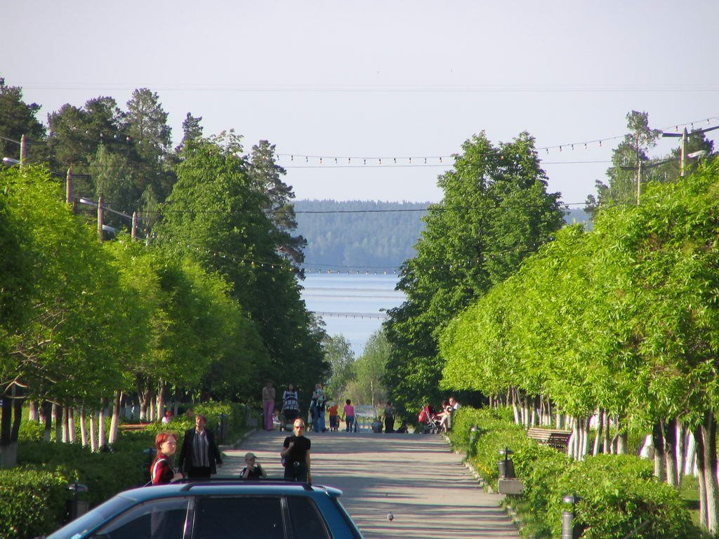 Бульвар на Синару 24.05.2005
