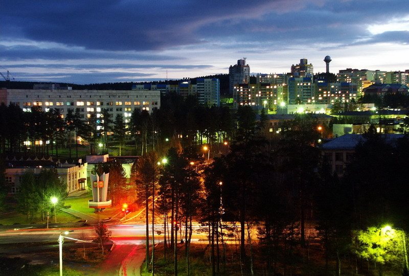 ТРЕХГОРНЫЙ перекресток улиц Мира и Карла Марксса