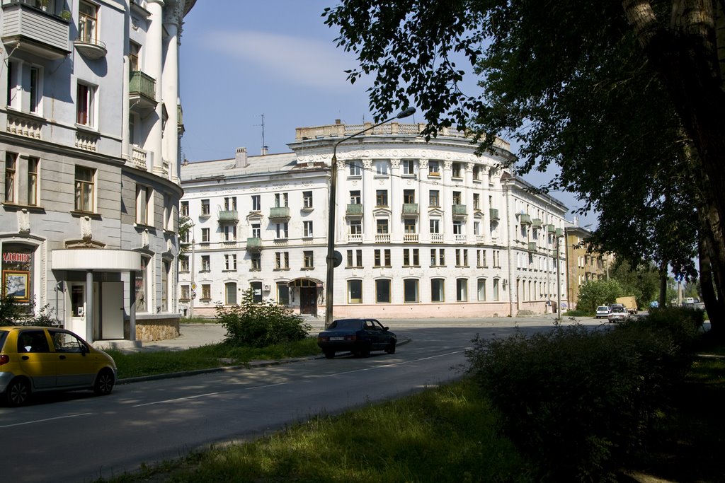 Ozersk, Gertsena str., Aug-2008