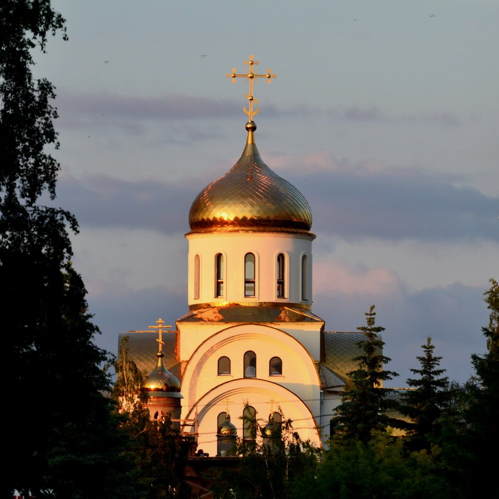 golden domes at sunset