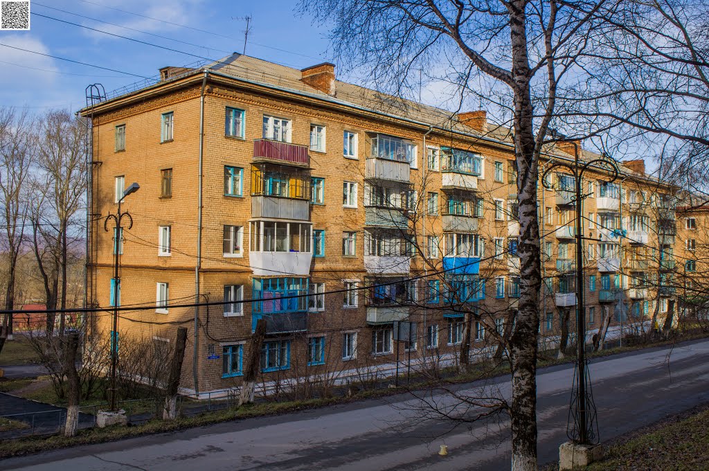 Bakal, ulitsa Lenina, 10