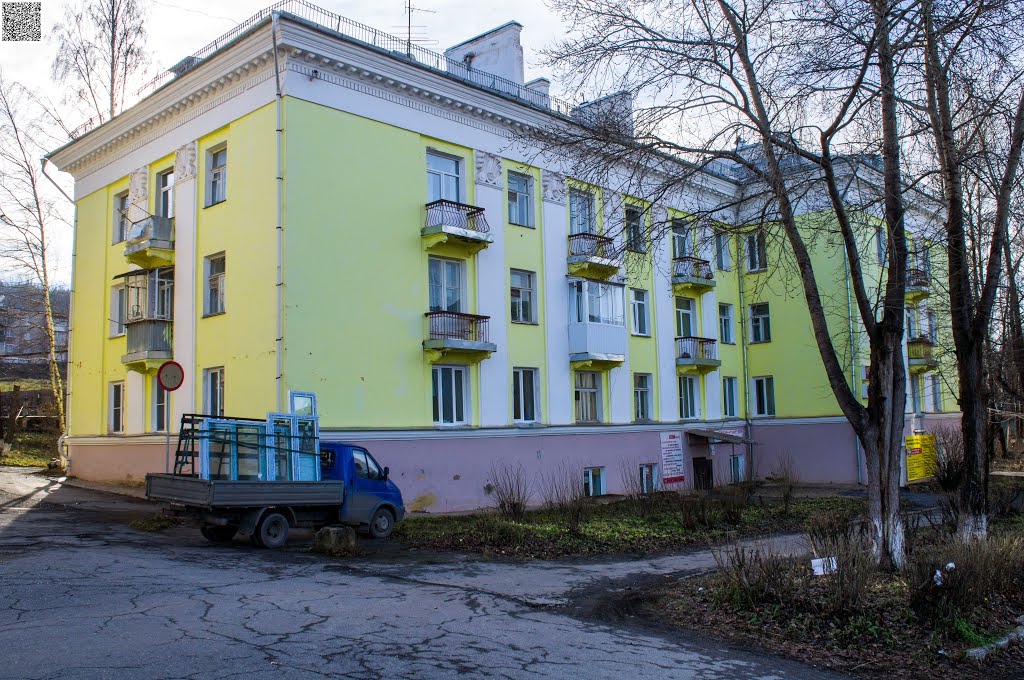 Bakal, ulitsa Lenina, 11