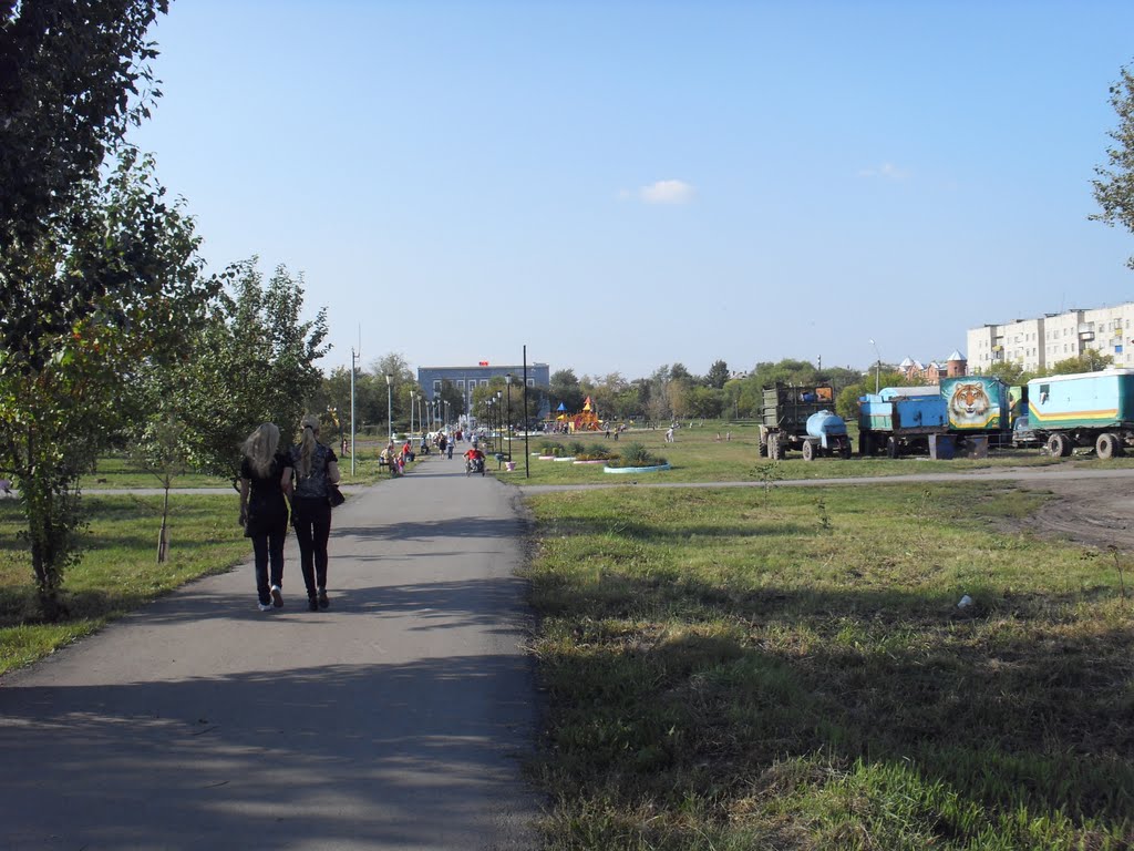 Еманжелинск - Городской сквер (август 2009)
