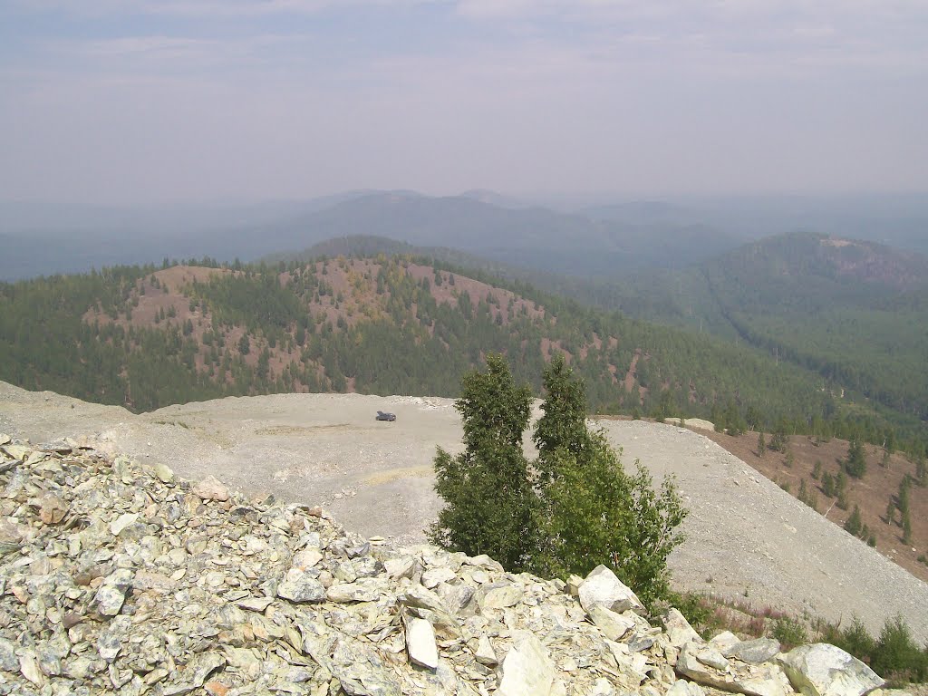 Змеевик повсюду (Серпентиниты) / Green dumps (Serpentine) 3