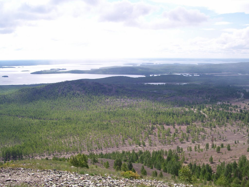 Золотая гора, вид на озеро Аргази / Gold mountain, look on lake Argazi