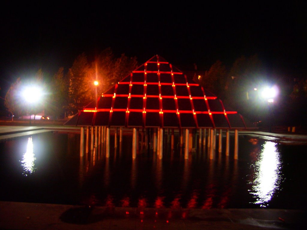 City fountain Night (Kopeysk, U. Ural - Russia)