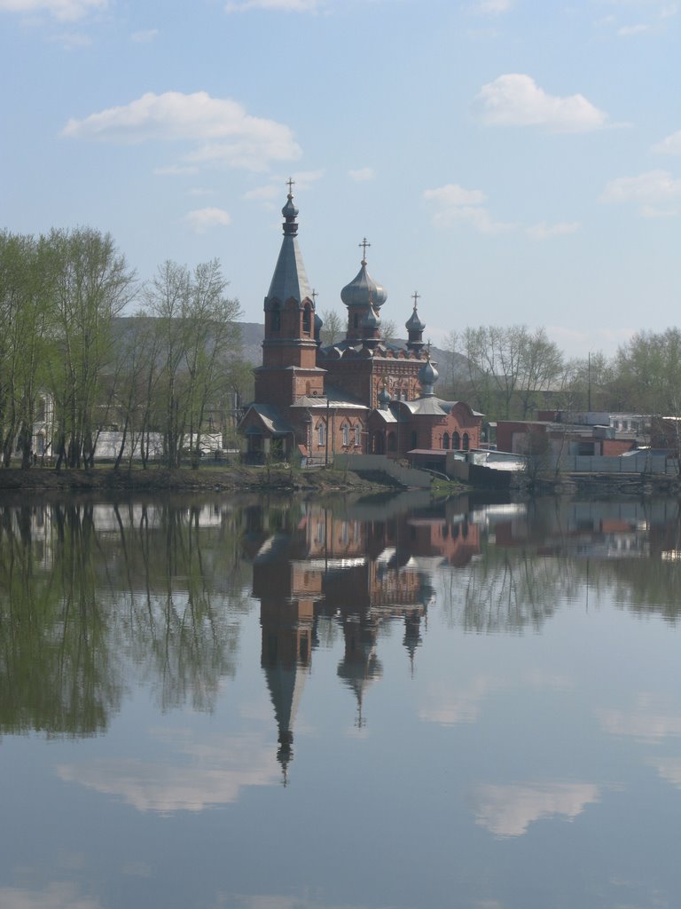 Сатка. Церковь. // www.abCountries.com