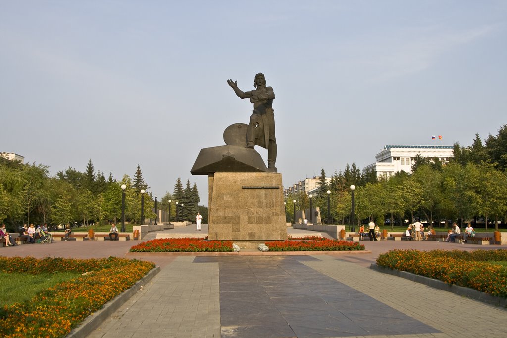 Chelyabinsk, Monument to Volunteers-Tankmen, Aug-2008