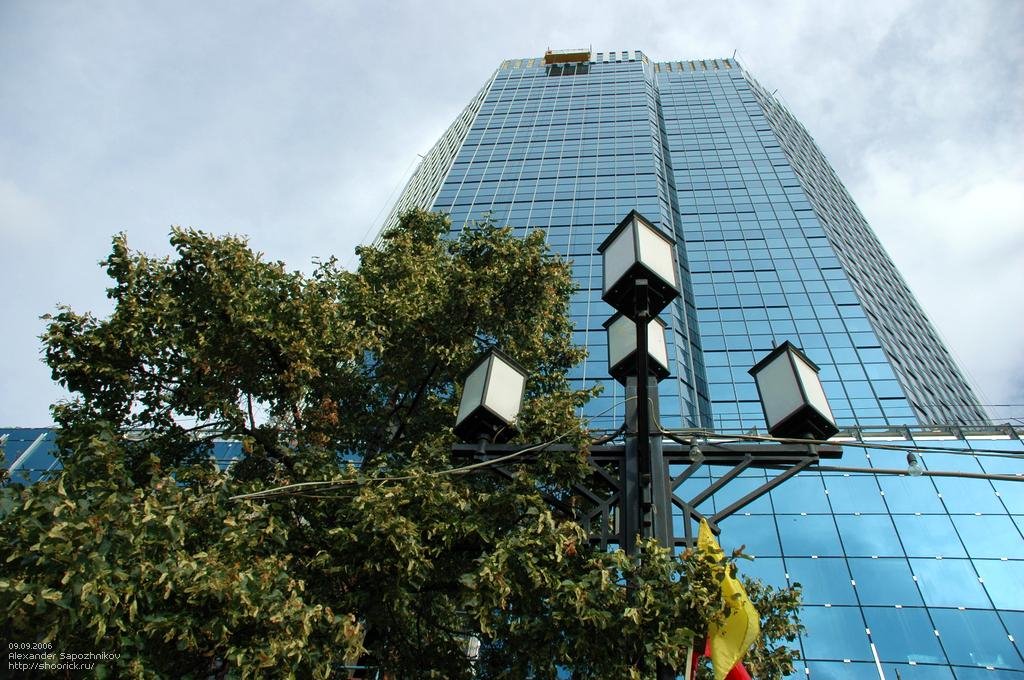 Небоскрёб / Skyscraper