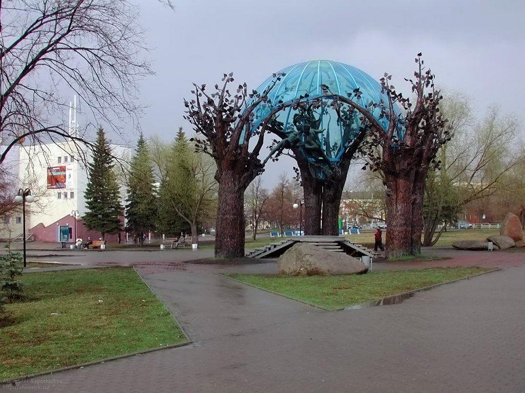 Скильптурная композиция «Сфера любви» / Sphere of Love