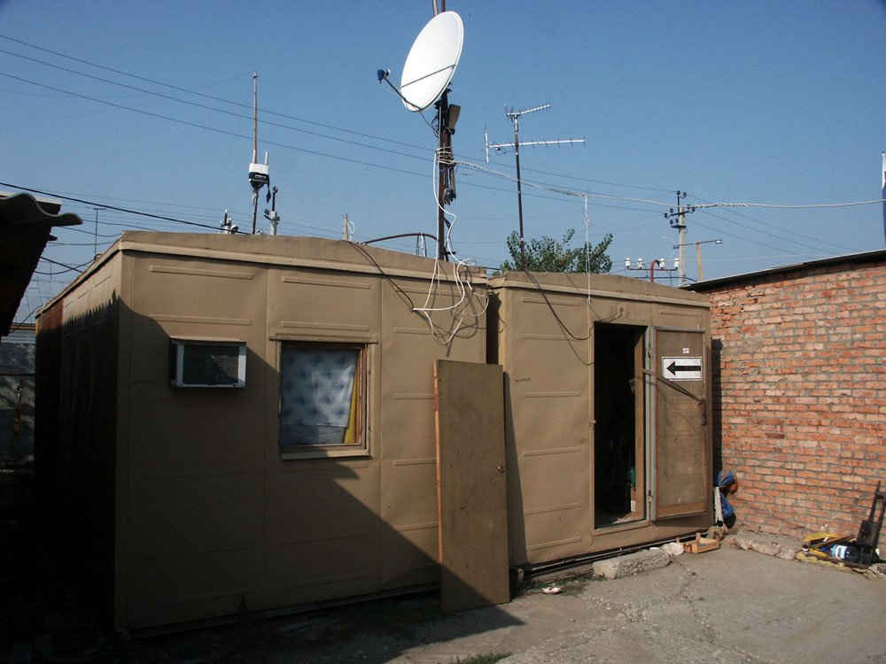 ТВ-Юрт, Берлога 1-го, Groznyi, Chechnya, 2004