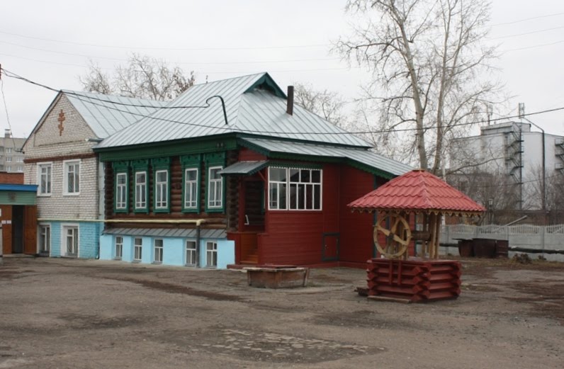Прихрамовая территория