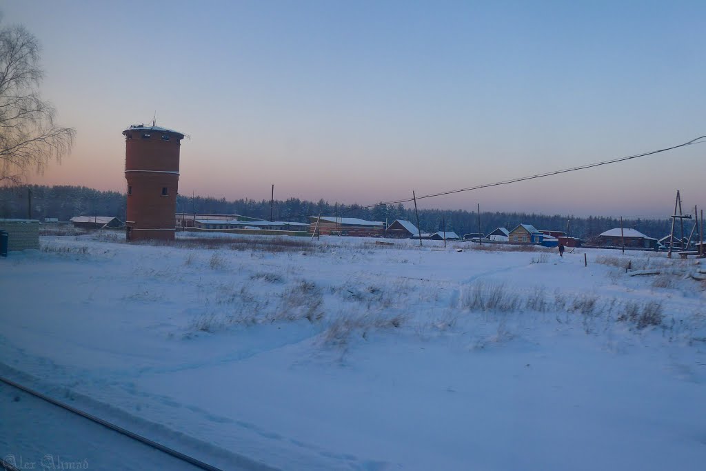 башня