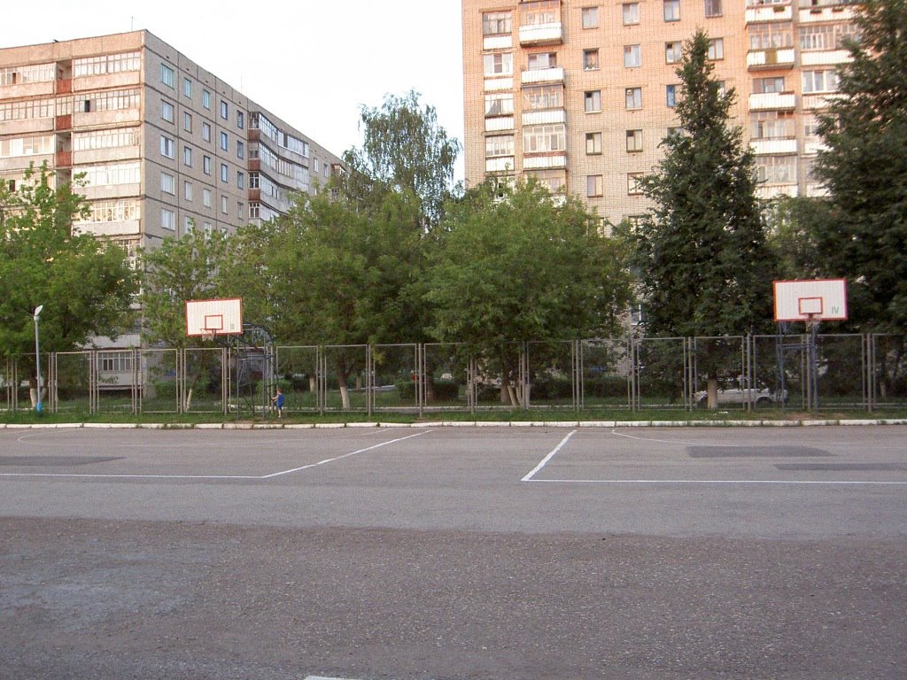 спорт-площадка
