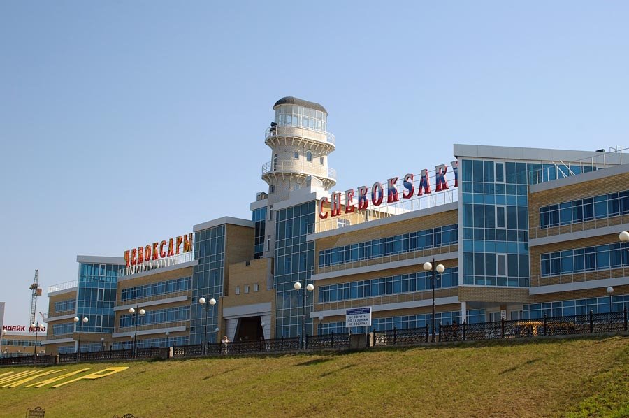 Офисное здание комплекса нового речного вокзала / Office building of the complex of the new river station (15/08/2007)