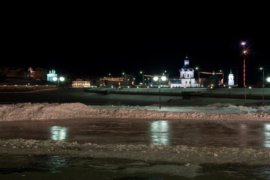 Вид с Красной площади на Залив, дамбу и историческую часть города / View of the Gulf and the dam and the historical part of the city from the Red Square (30/12/2007)
