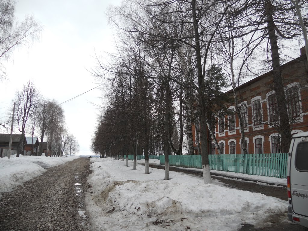 апрель 2011