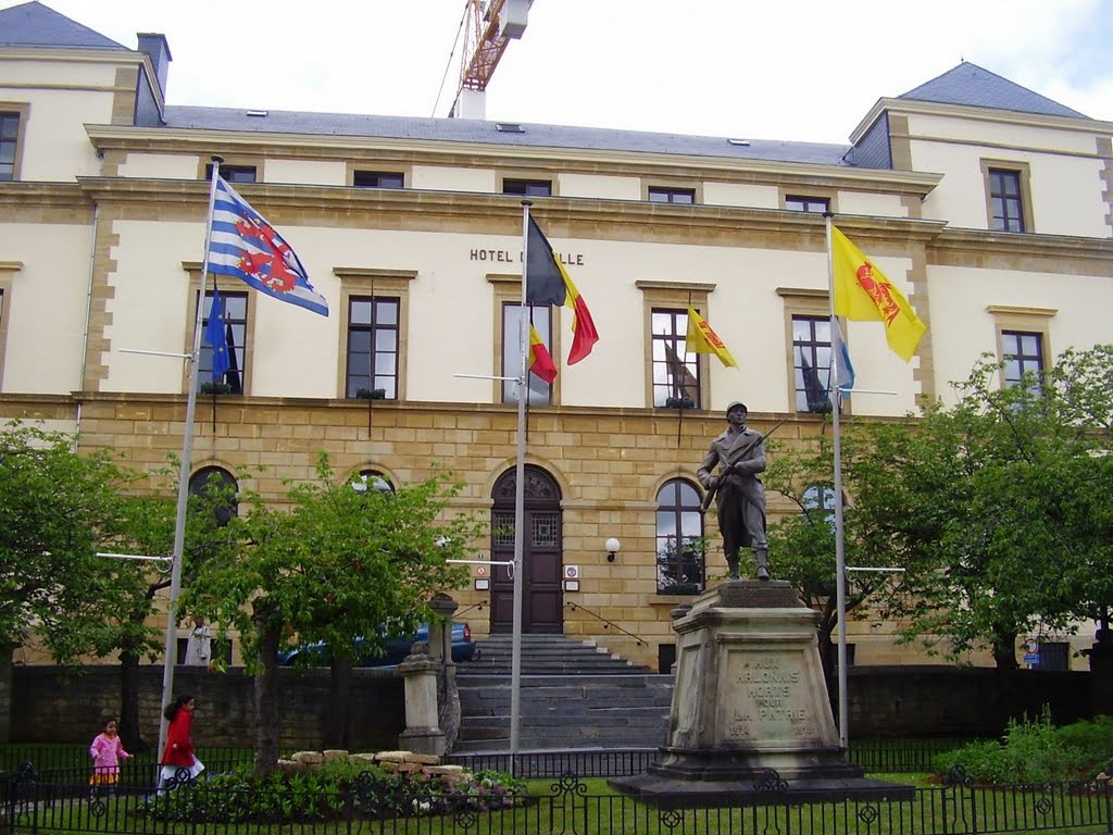 Monument voor de gevallenen voor het stadhuis