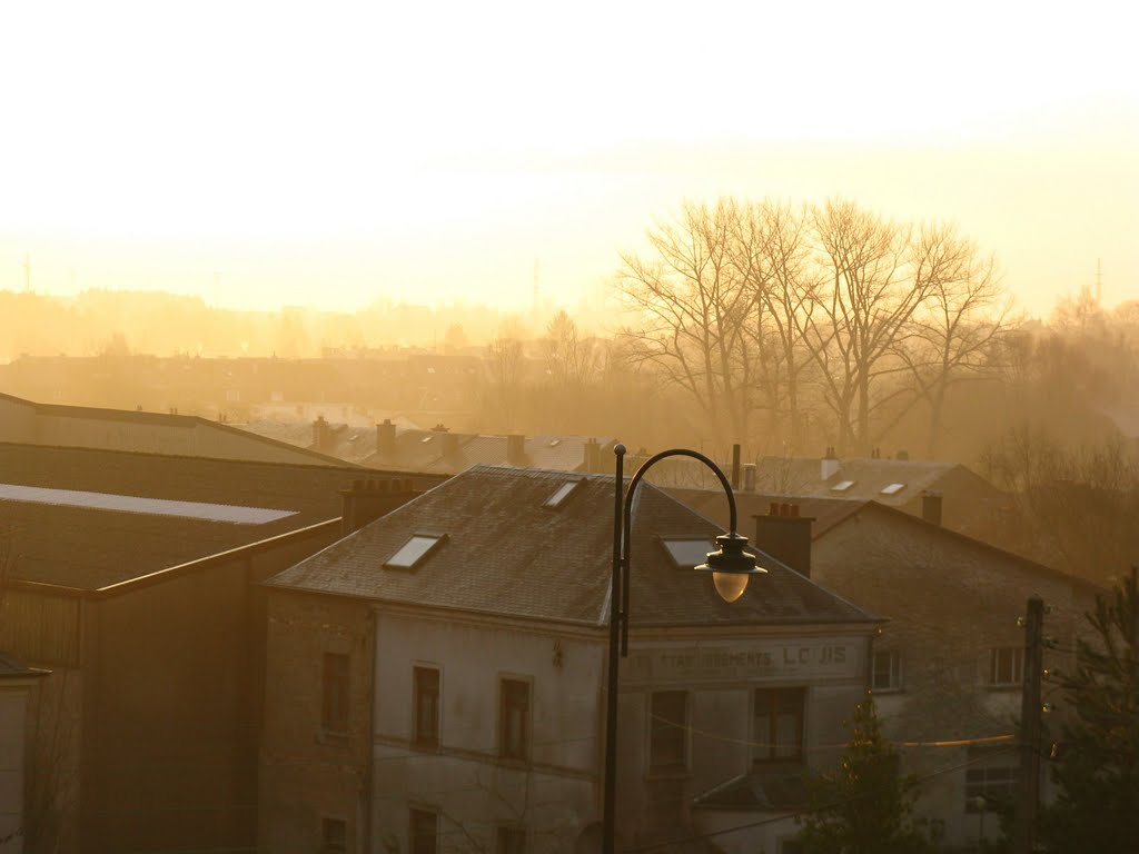 Häuser und Laterne im Morgenlicht