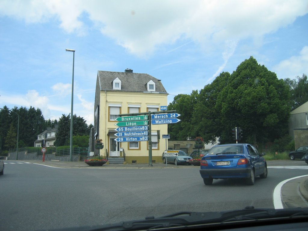 Mondercange