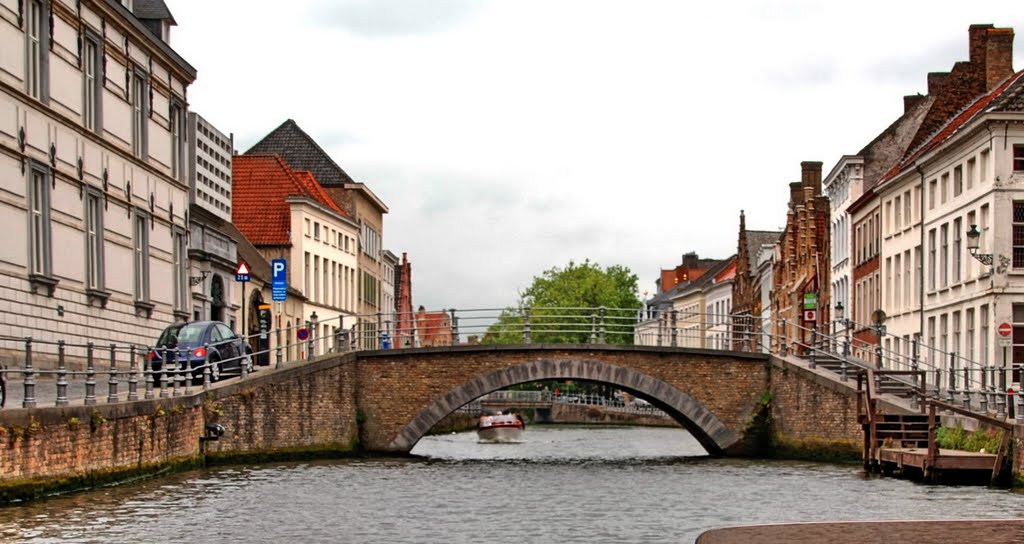 Brugge is the capital of the province of West Flanders in the Flemish Region of Belgium