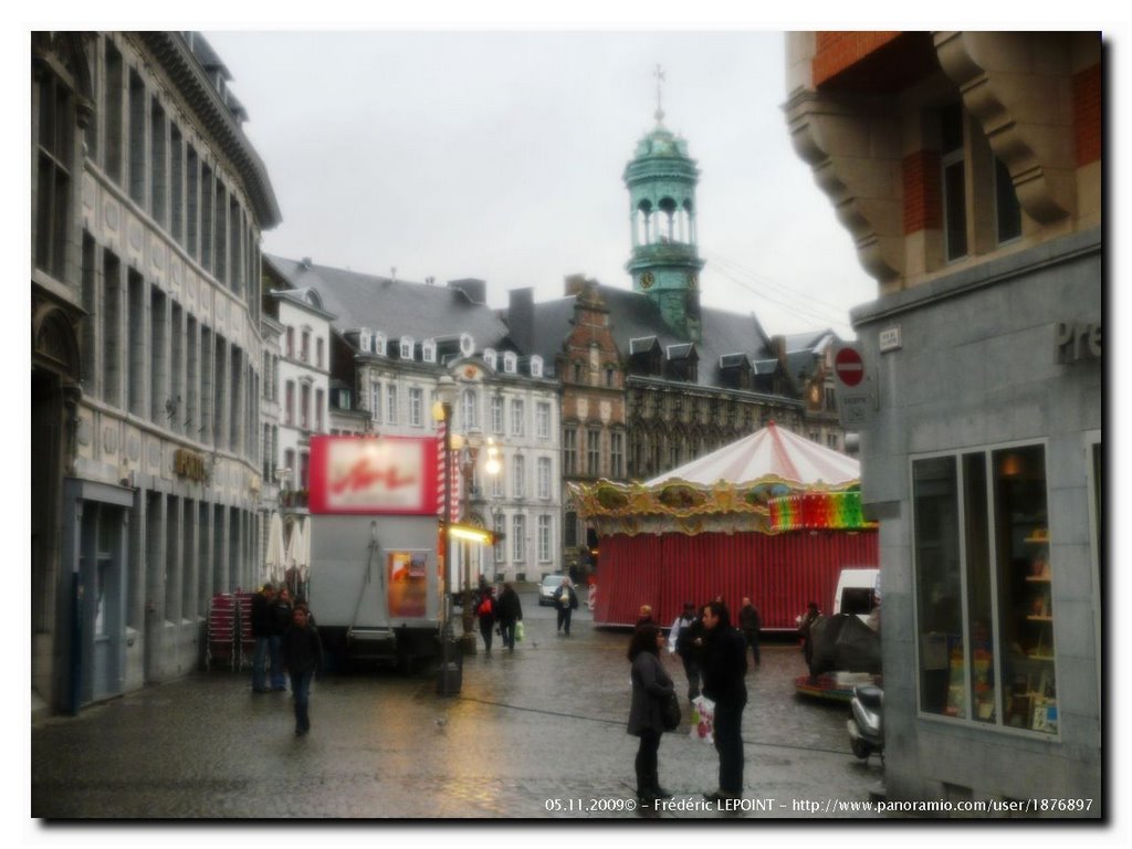 L’Hôtel de Ville de Mons - Foire d’automne 2009.