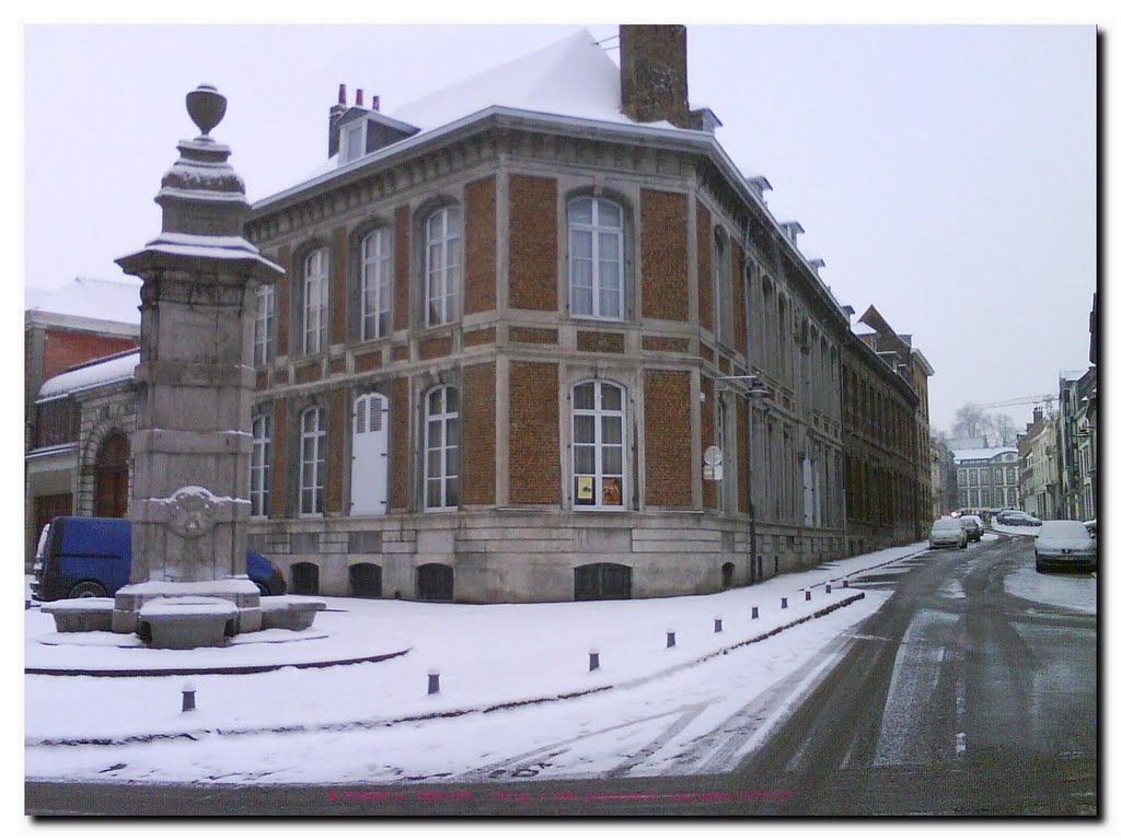 langle de la Rue des 4 Fils Aymon et de la Rue du Parc - Mons
