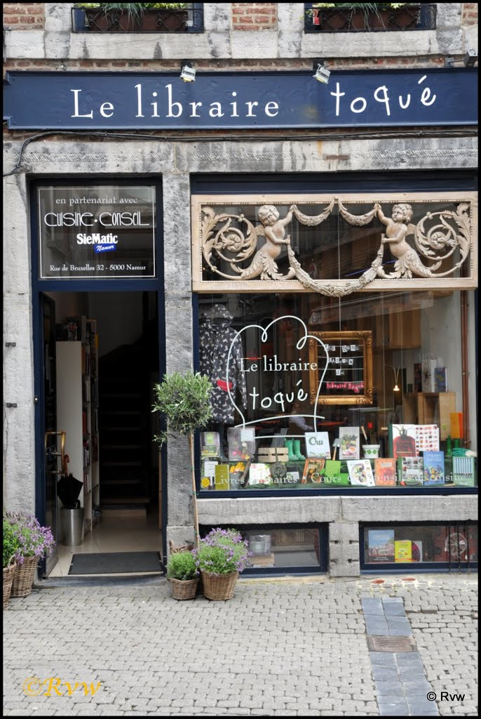 Namur -- Rue du Marché 3 / Toqué le libraire?