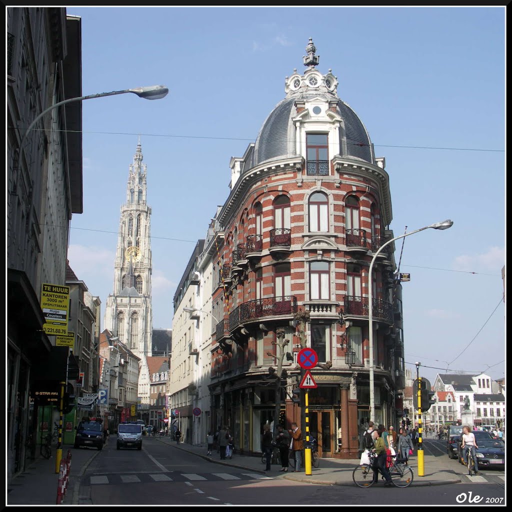 Kammenstraat / One Lieve Vrouwekathedral [Antwerpen 2007/04]