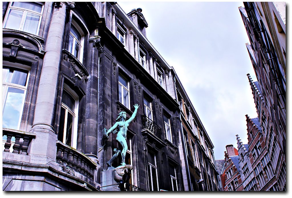 "Kaasstraat" (Cheesestreet) - Antwerp - Belgium