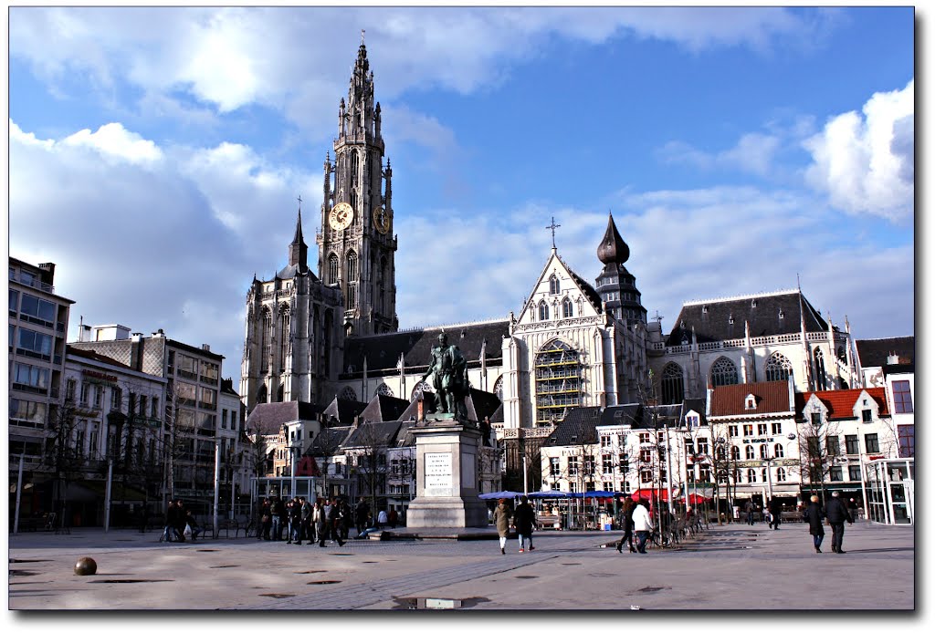 "Onze Lieve Vrouwe" Cathedral and "Groenplaats" with statue "Peter Paul Rubens" -  Antwerp,  Belgium