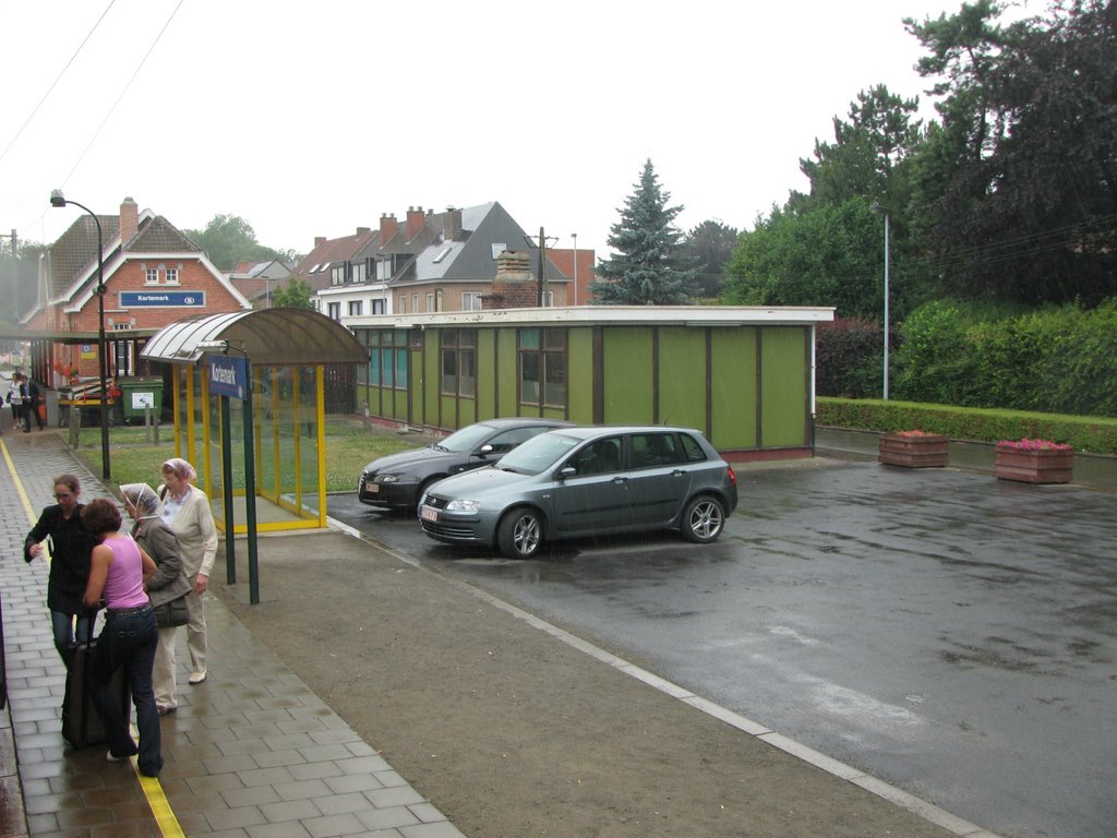 Station and parking Kortemark