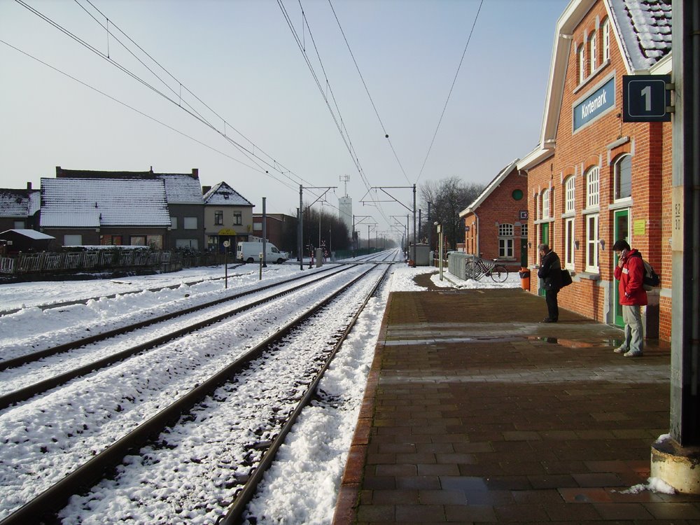 24/01/07 - Kortemark - treinstation perron