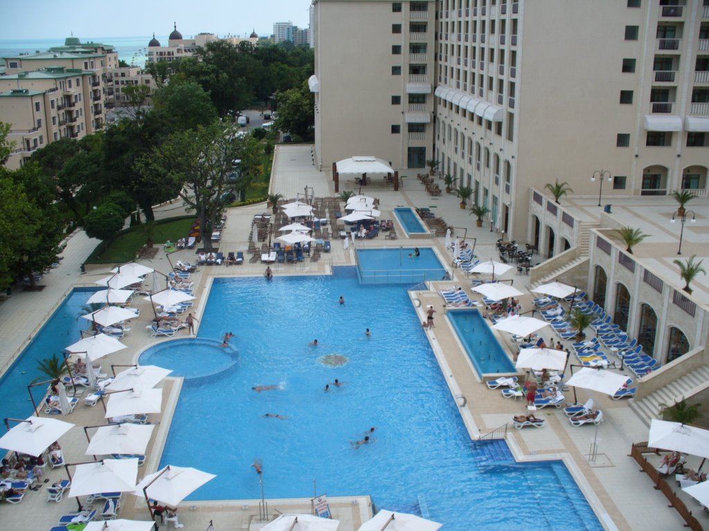 Golden Sands