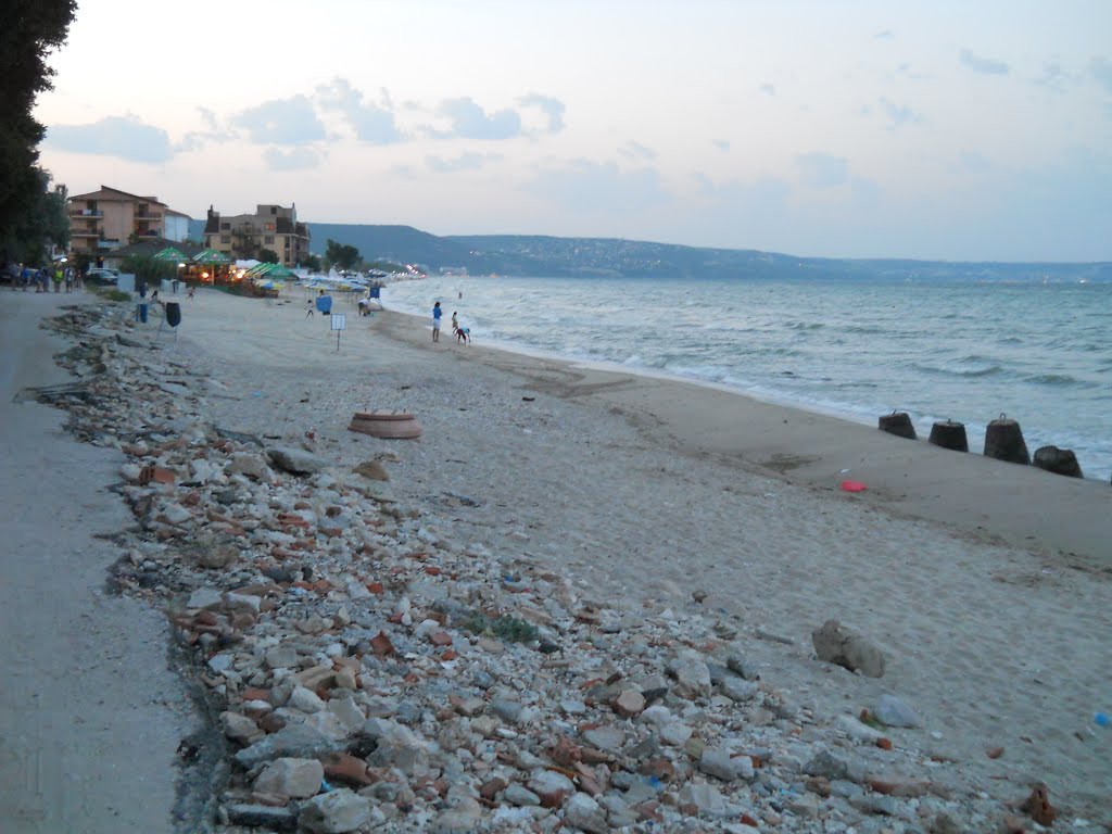 Море