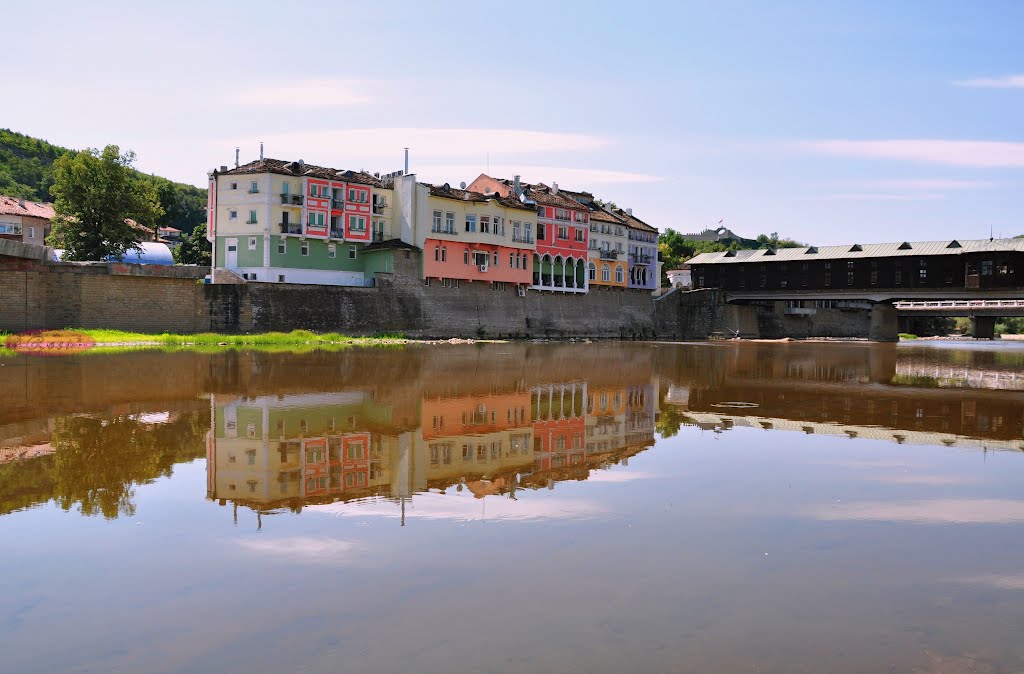 Covered Bridge over the Osam River in Lovech / Покрития мост над река Осъм в Ловеч / © by * Rosi *