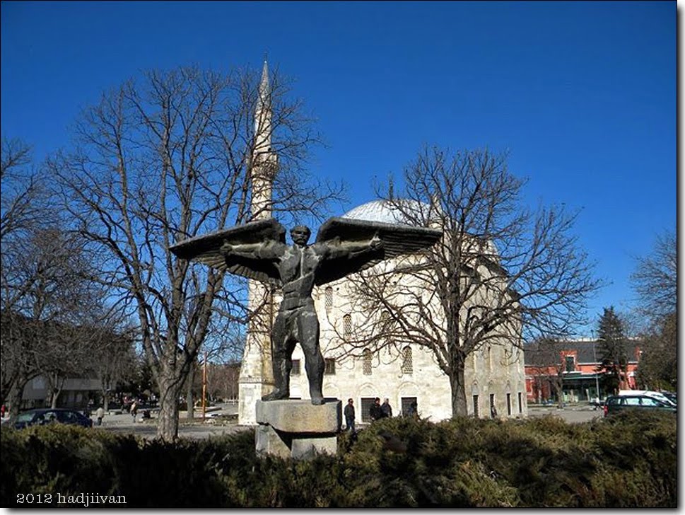 Разград-паметника на майстор Манол / Razgrad-monument Master Manol