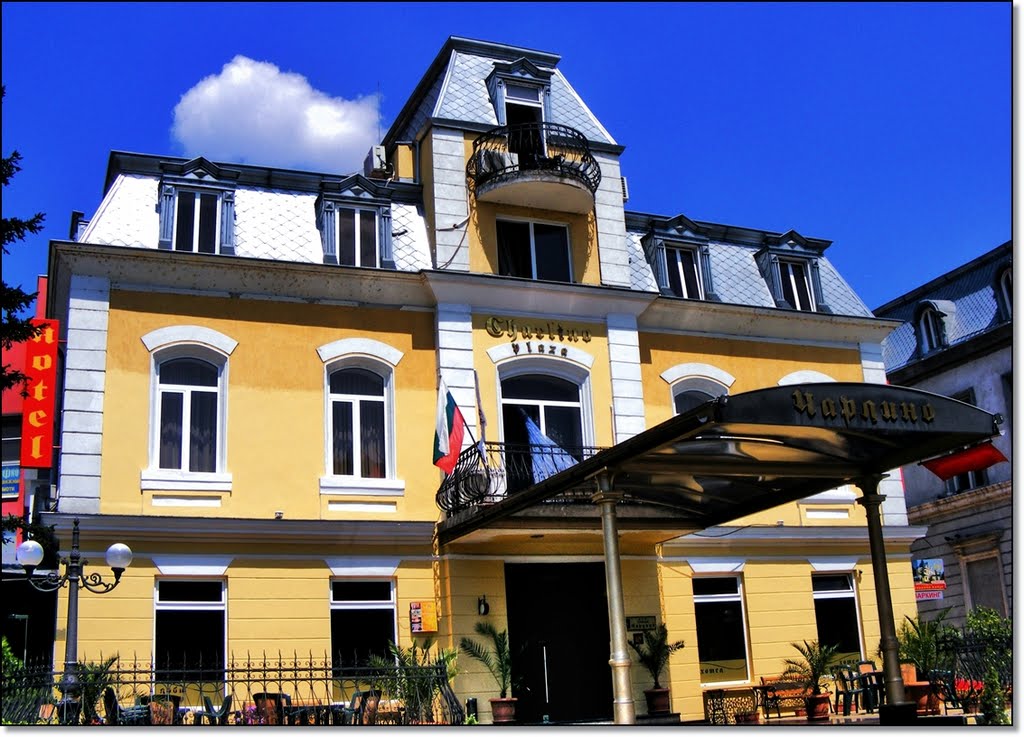 Hotel Charlino Plaza in Ruse
