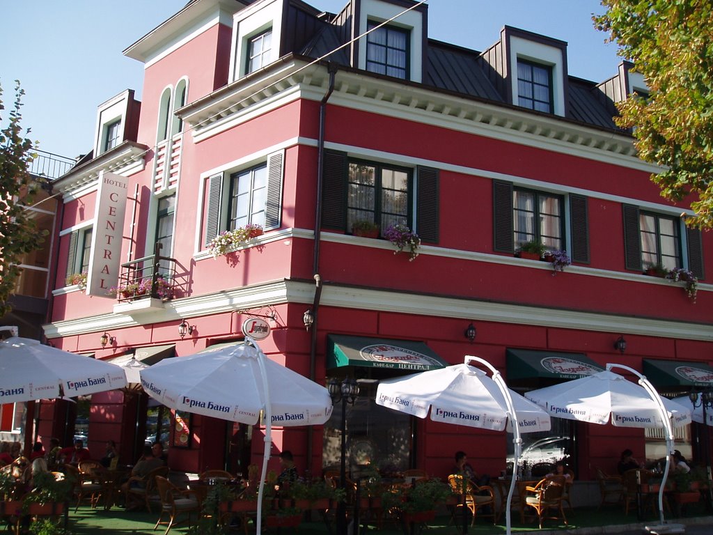 Svilengrad, Hotel Central