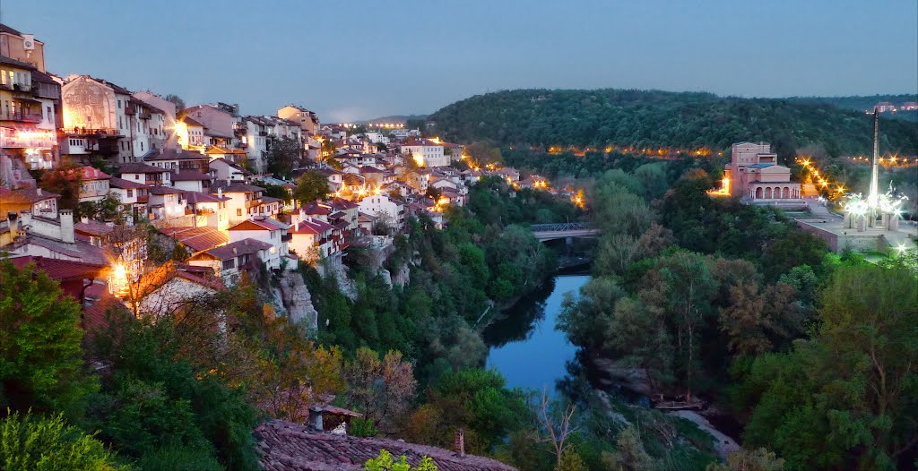 Veliko Tarnovo at dusk