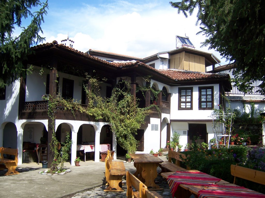 Bulgaria-Ethnograph museum in Kazanluk - Етнографския  музей във Казанлък