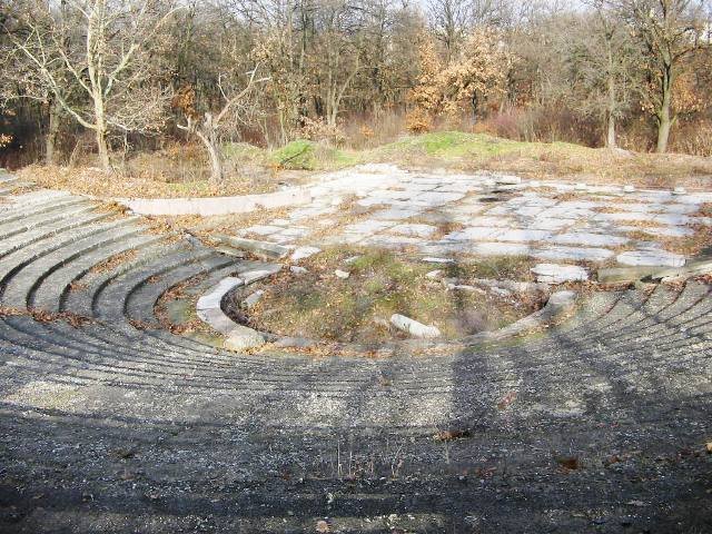 the Amphitheatre - vaptsarov park