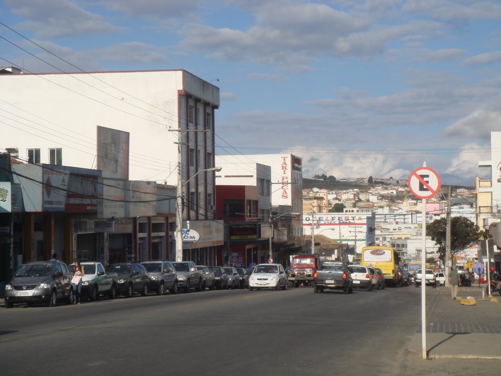 Avenida Regis Pacheco