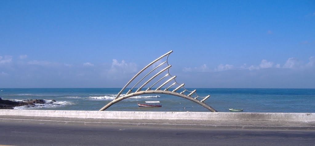 Praia do Rio Vermelho (Rio Vermelho beach with a fishs fin sculpture from Dimitri Ganzelevitch)