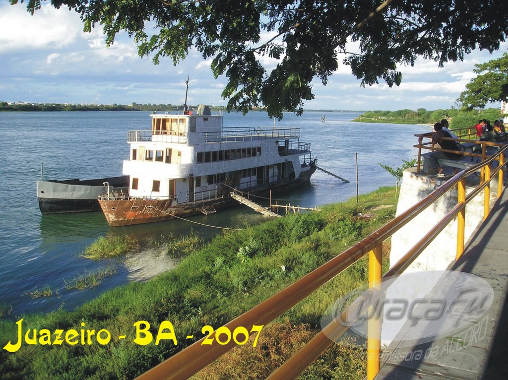 Barcas ancoradas